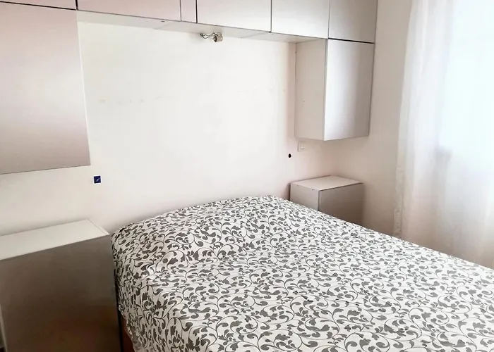 Ensoleillee & Piscine Privee A * アレリア