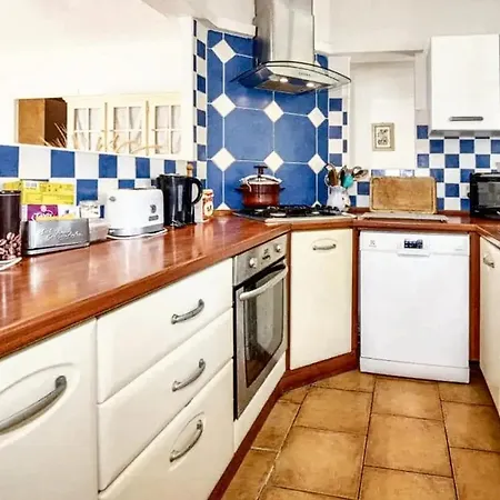 Ensoleillee & Piscine Privee A Villa