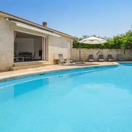 빌라 Ensoleillee & Piscine Privee A 아렐리아